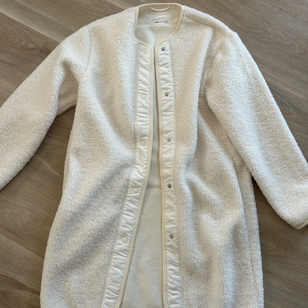 Aritzia (Wilfred) Sherpa Jacket (spring/fall)